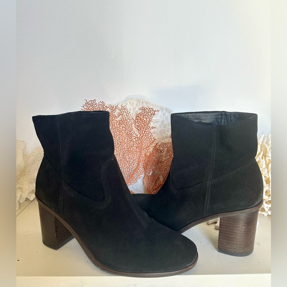 Lucky Brand Black Suede Ankle Boots